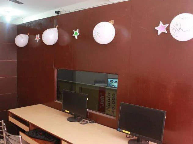 InteliGenes Technologies Classroom photo 1